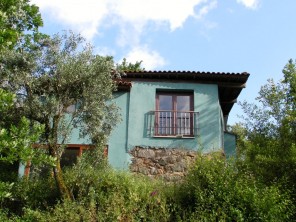 2 Bedroom Offgrid Riverside Farm Accommodation in  Serra da Estrela, Central Portugal